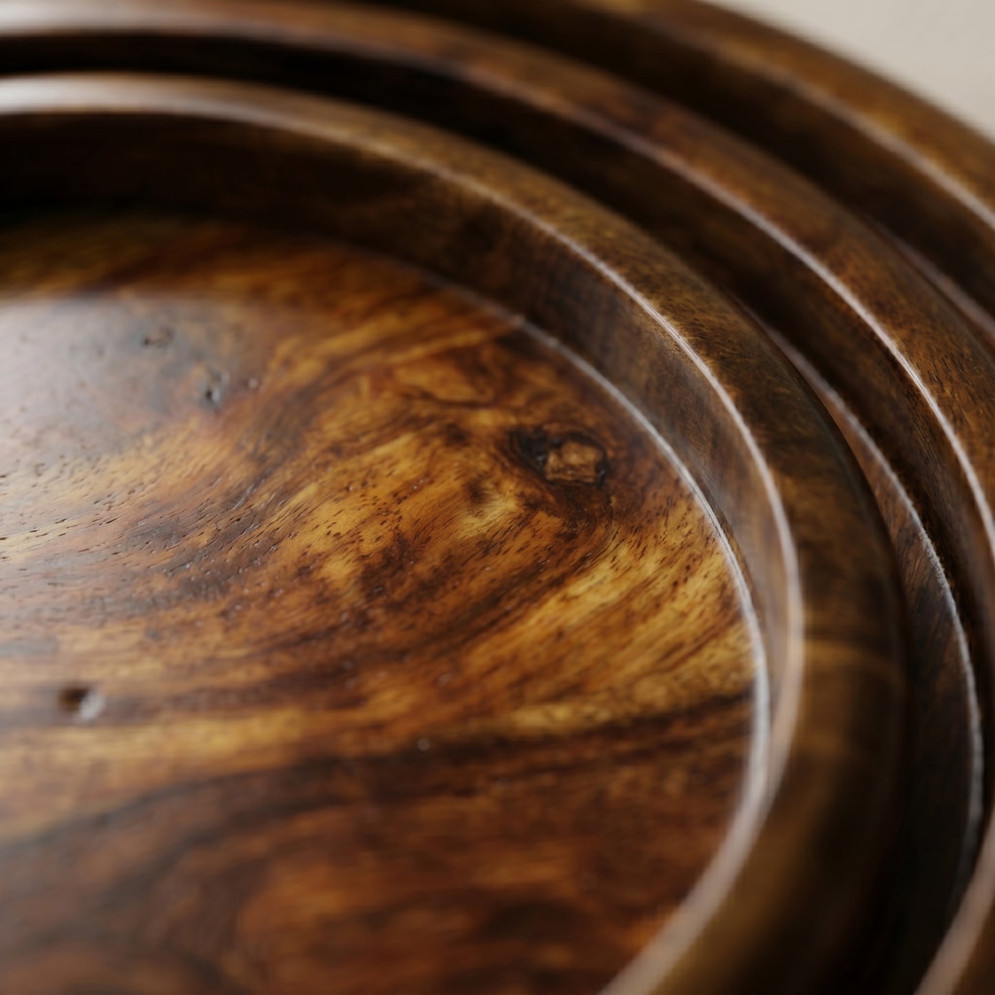 Handcrafted Wooden Serving Tray Set – Round Nesting Plates (Set of 3)