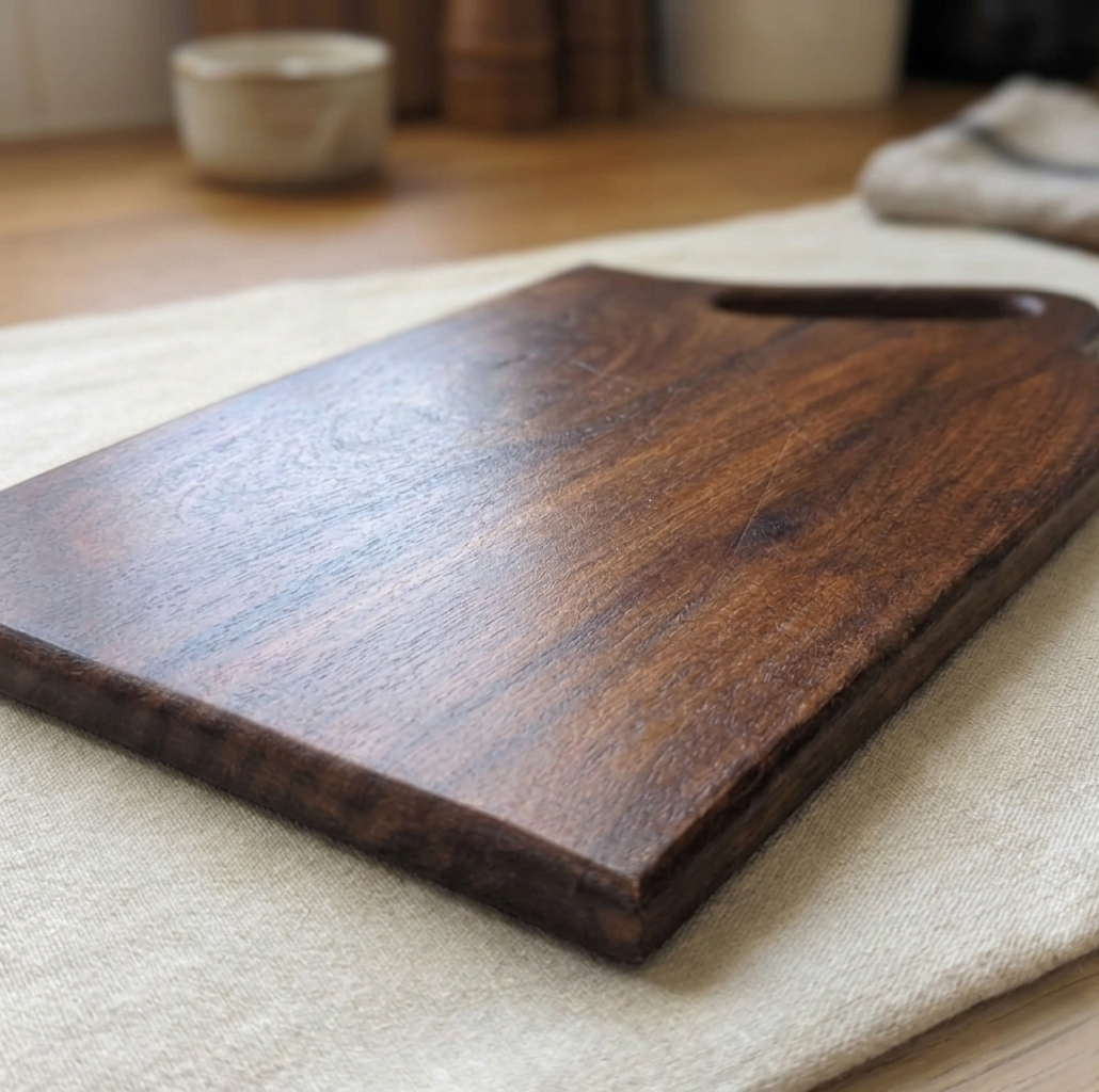Premium Sheesham Wood Chopping Board with Ergonomic Handle – Handcrafted Kitchen Cutting & Serving Board