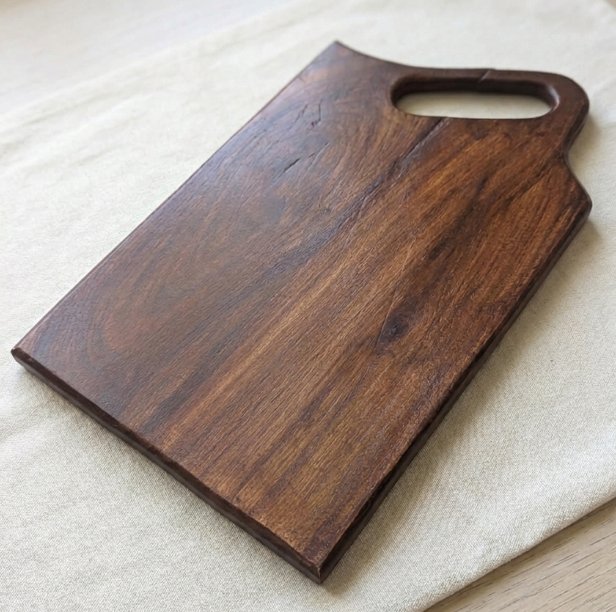 Premium Sheesham Wood Chopping Board with Ergonomic Handle – Handcrafted Kitchen Cutting & Serving Board