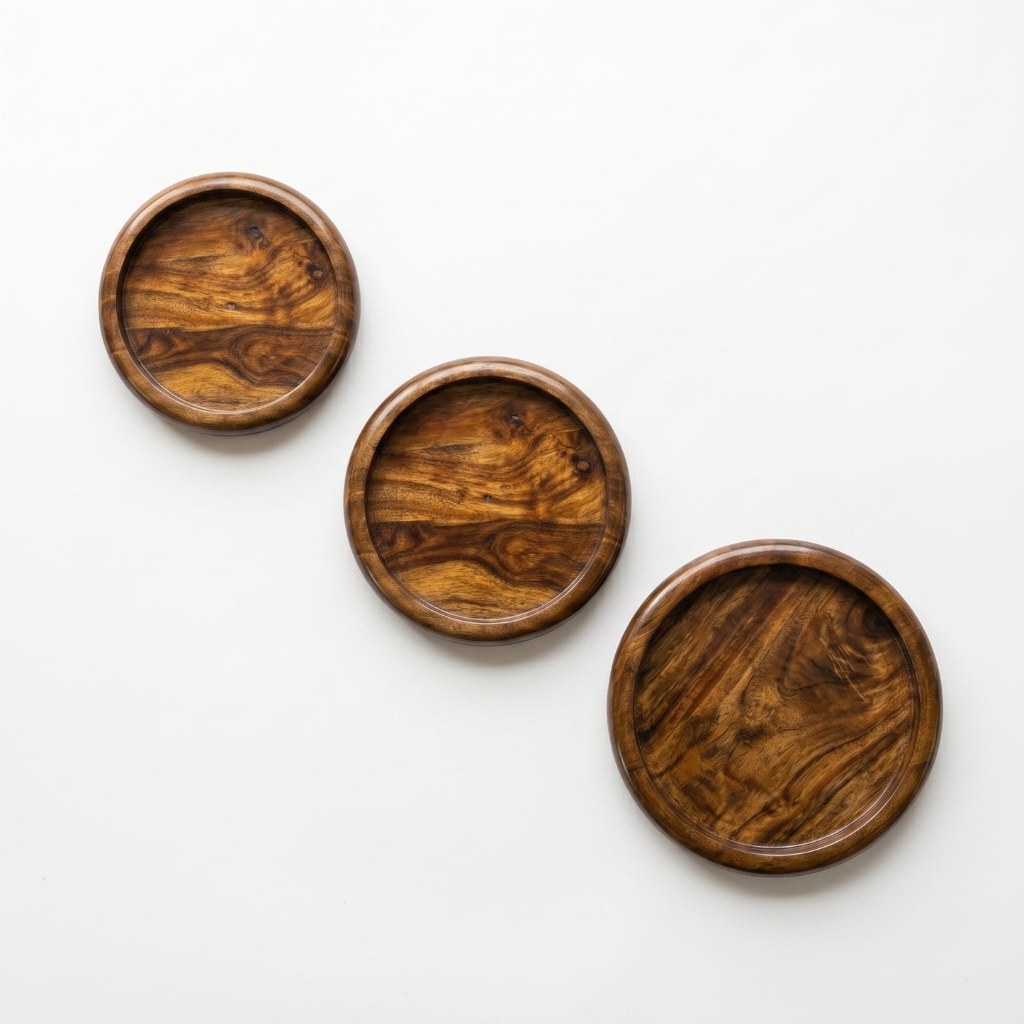 Handcrafted Wooden Serving Tray Set – Round Nesting Plates (Set of 3)