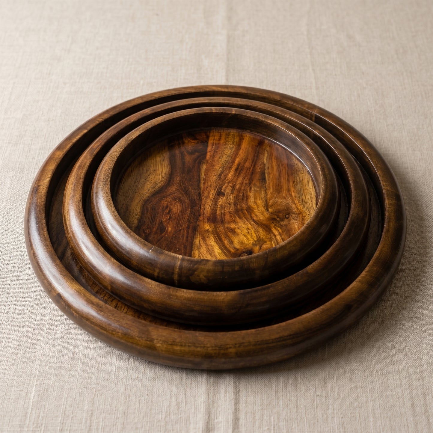 Handcrafted Wooden Serving Tray Set – Round Nesting Plates (Set of 3)